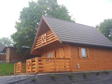 Фото номера Шале с двумя спальнями Дома для отпуска Domek Pod Dębem г. Ryczów 29